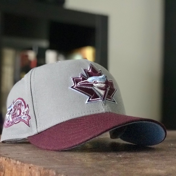 How to Curve A Cap Visor to Perfection - Picture 2 of 5